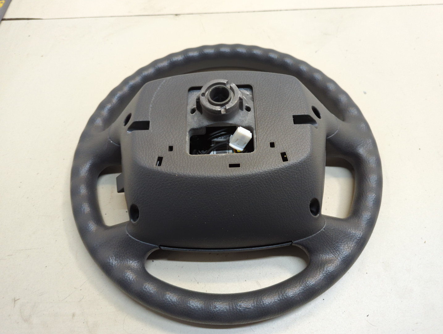 Рулевое колесо (руль)