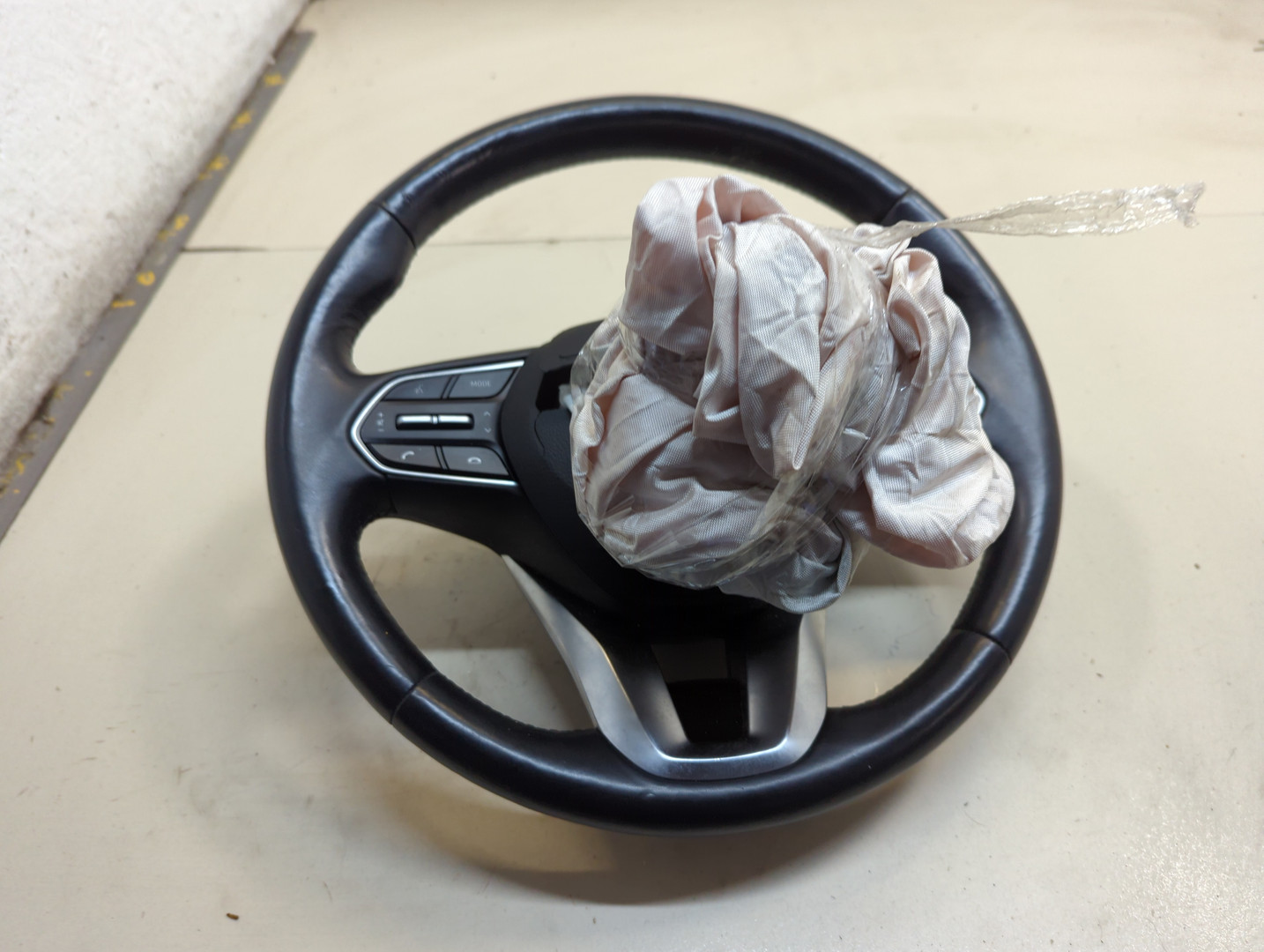 Рулевое колесо (руль)