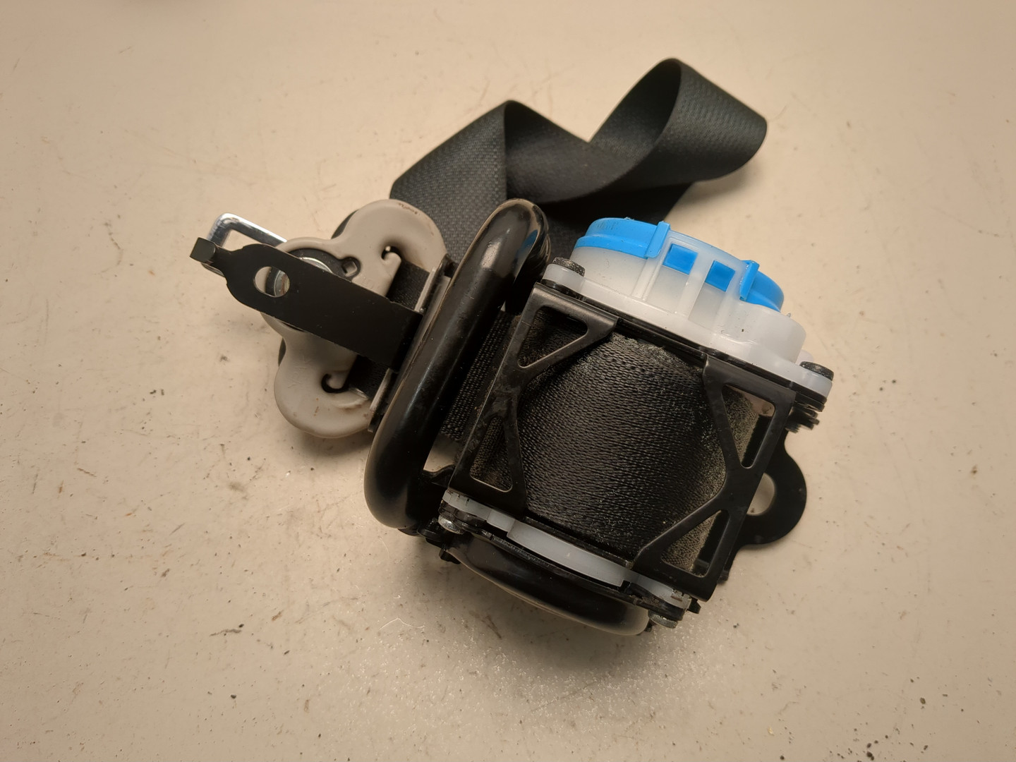 Ремень безопасности