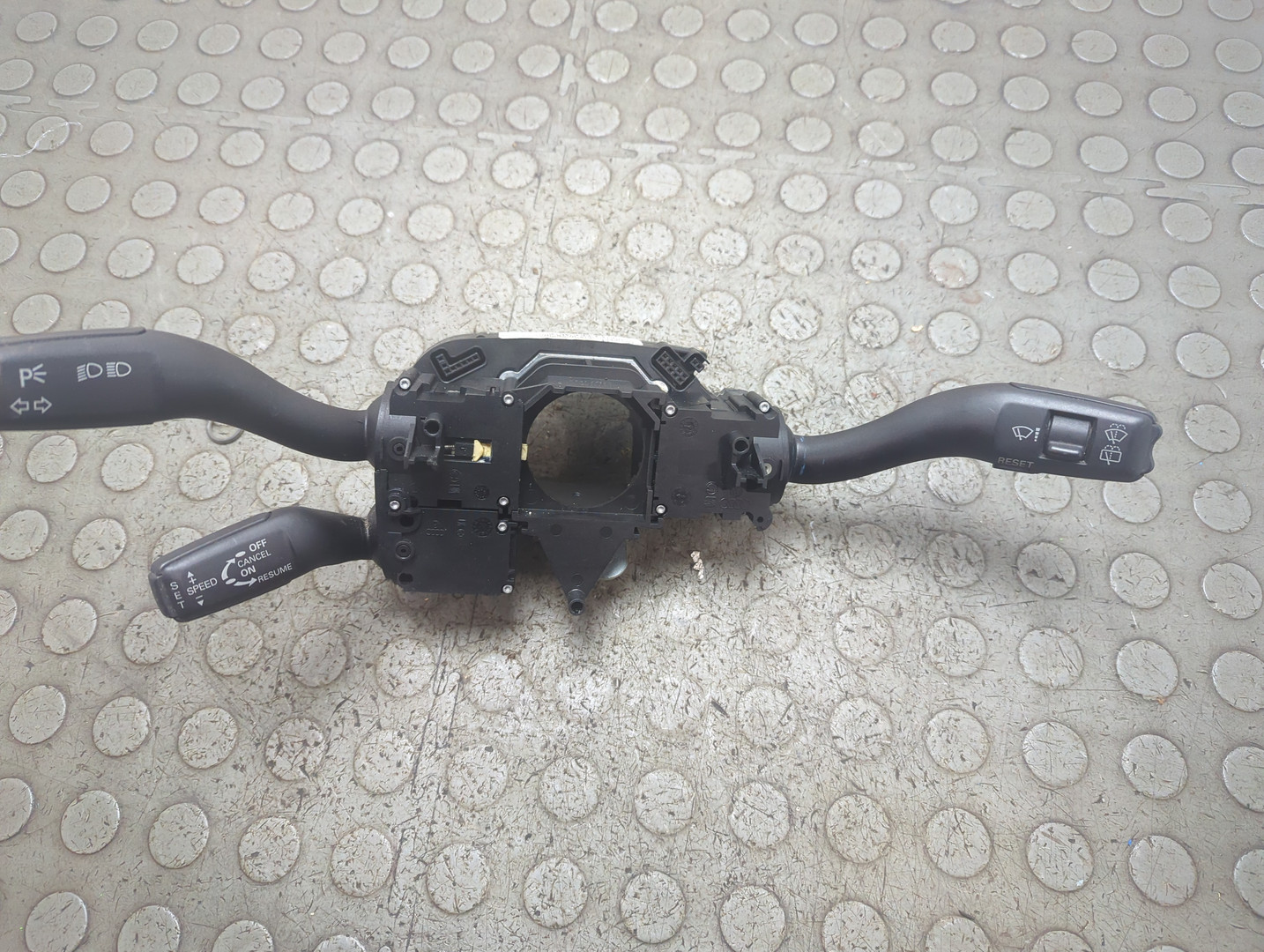 Переключатель подрулевой