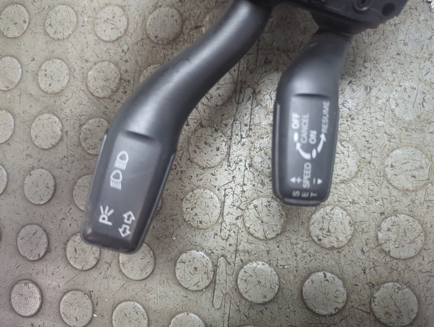 Переключатель подрулевой