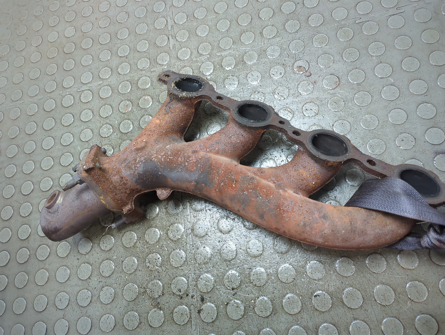 Коллектор выпускной