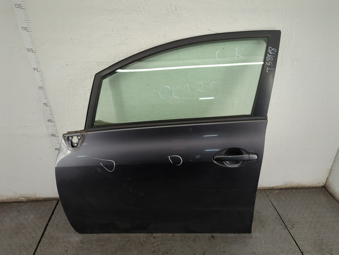 Дверь передняя левая