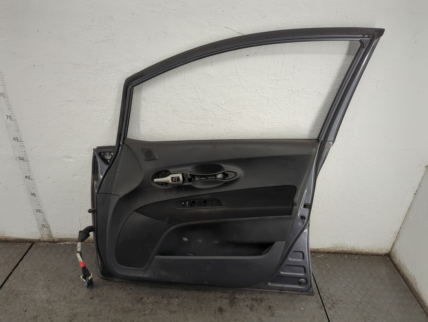 Дверь передняя правая