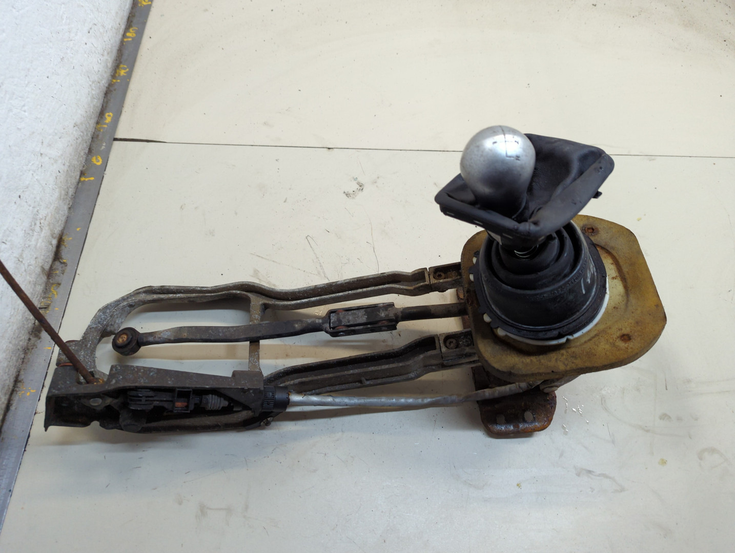 Кулиса МКПП / АКПП