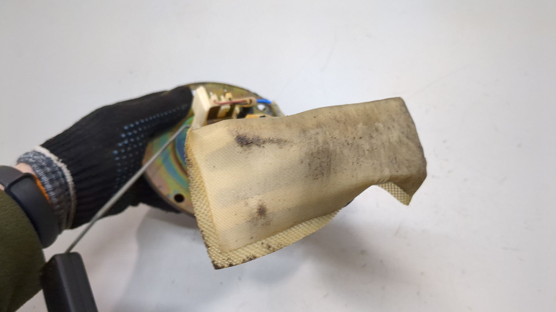 Насос топливный электрический