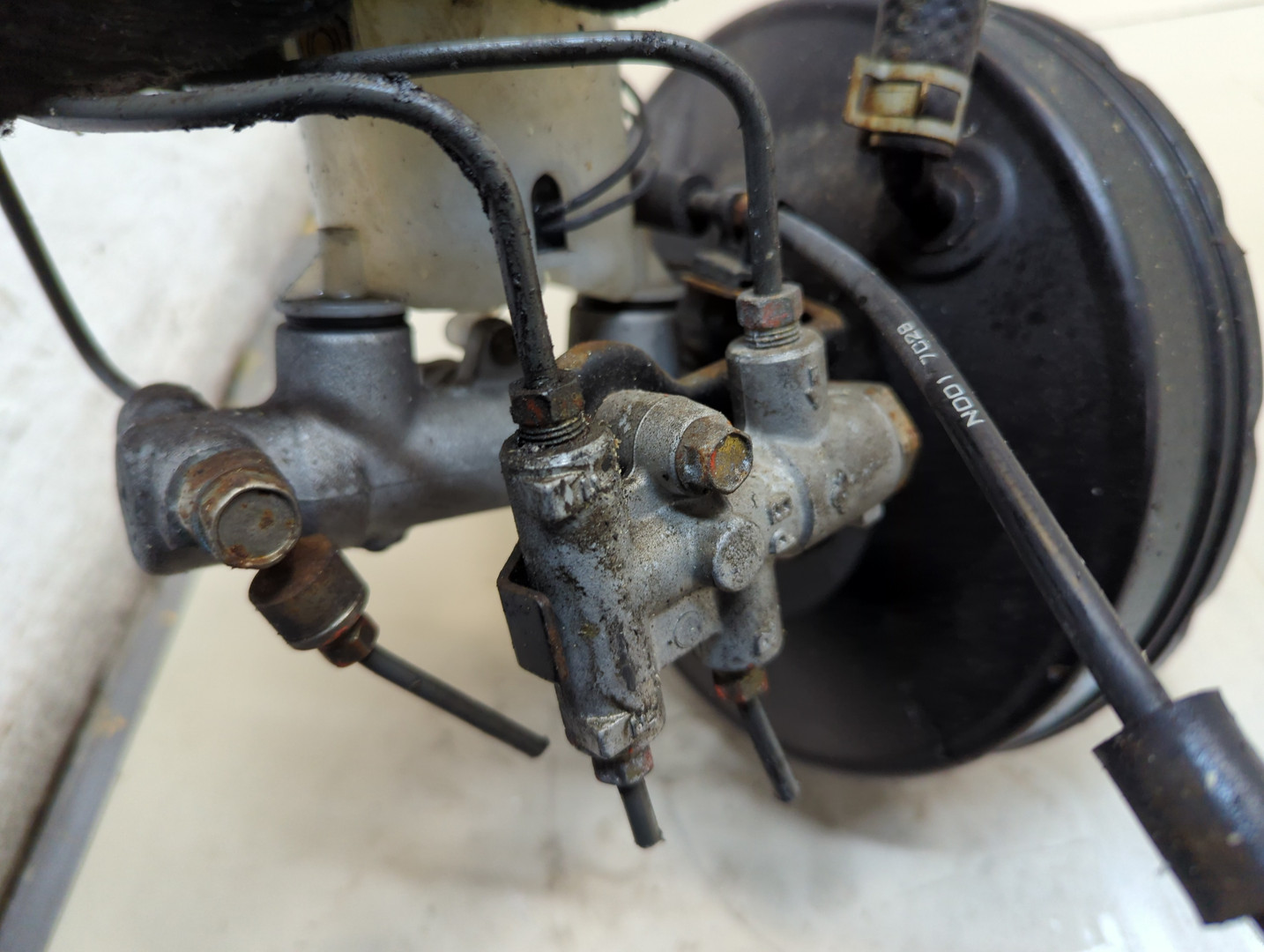 Цилиндр тормозной главный