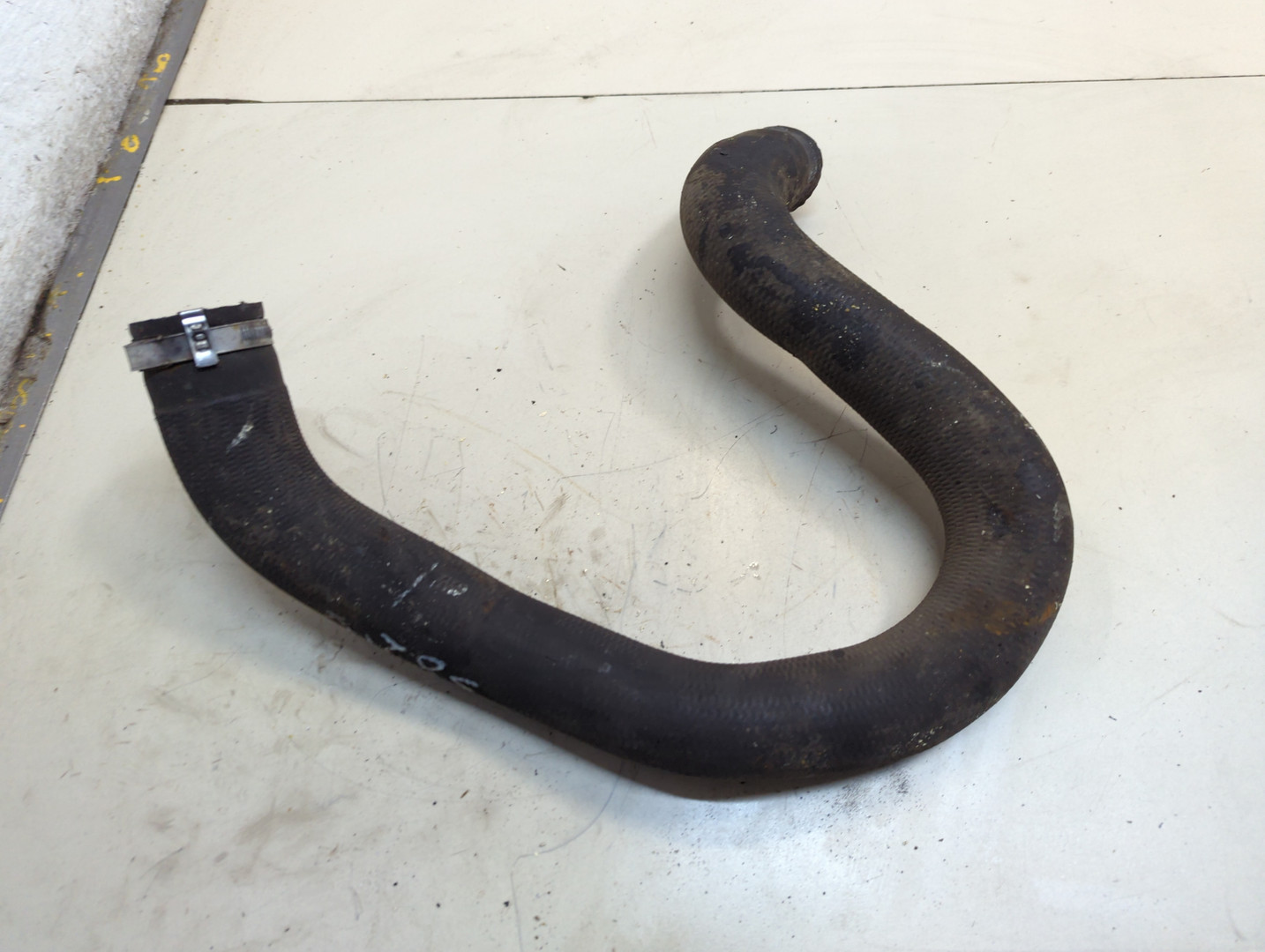 Шланг системы охлаждения