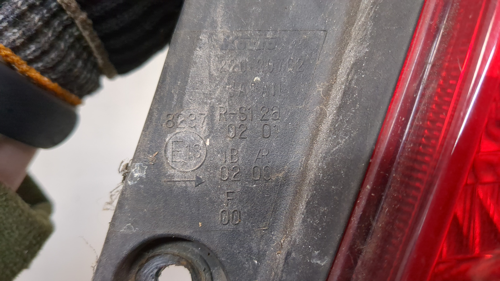 Фонарь задний правый