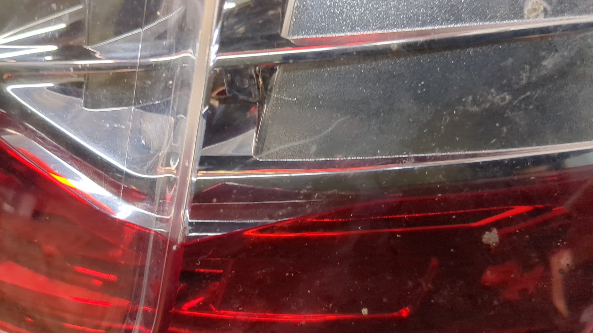 Фонарь задний правый