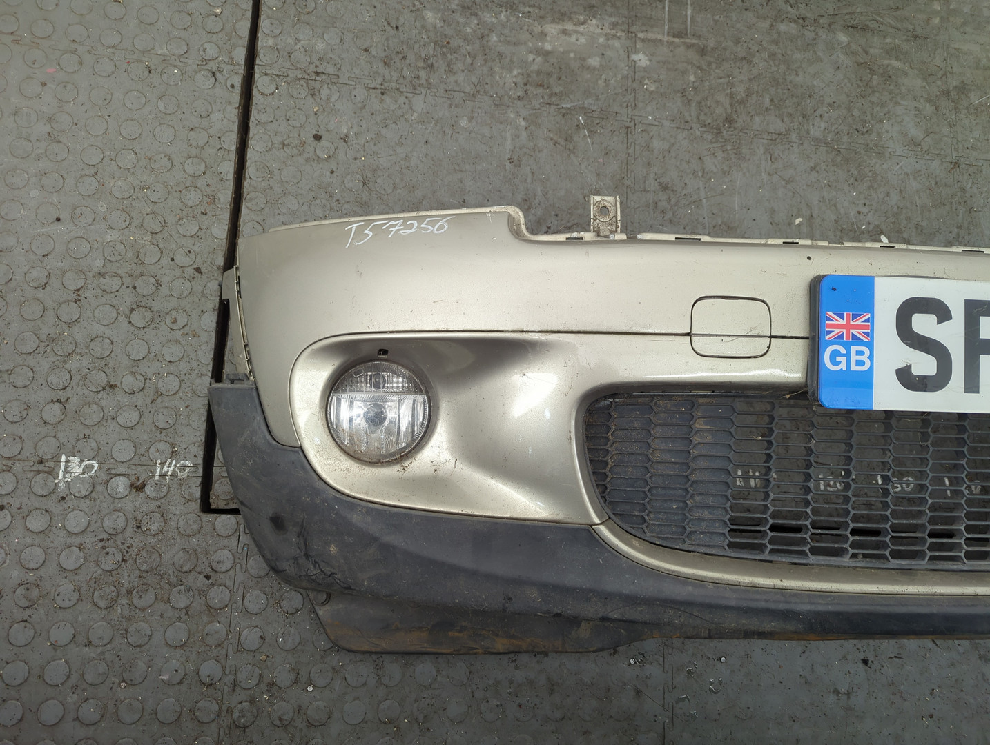 Бампер передний