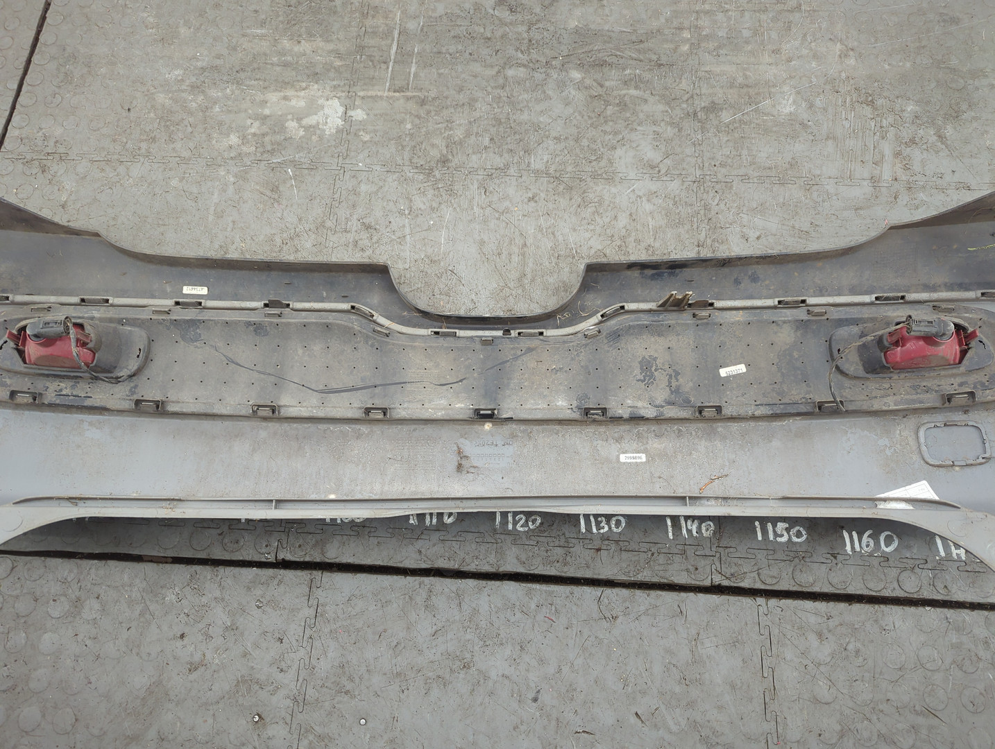 Бампер задний