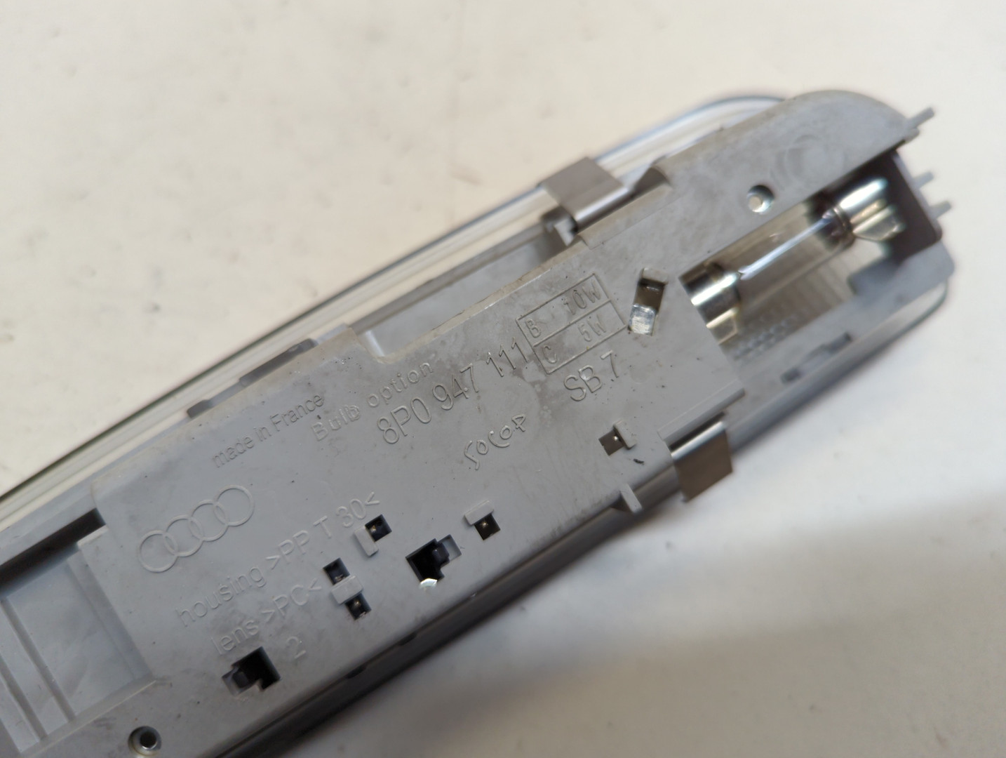 Плафон салонный