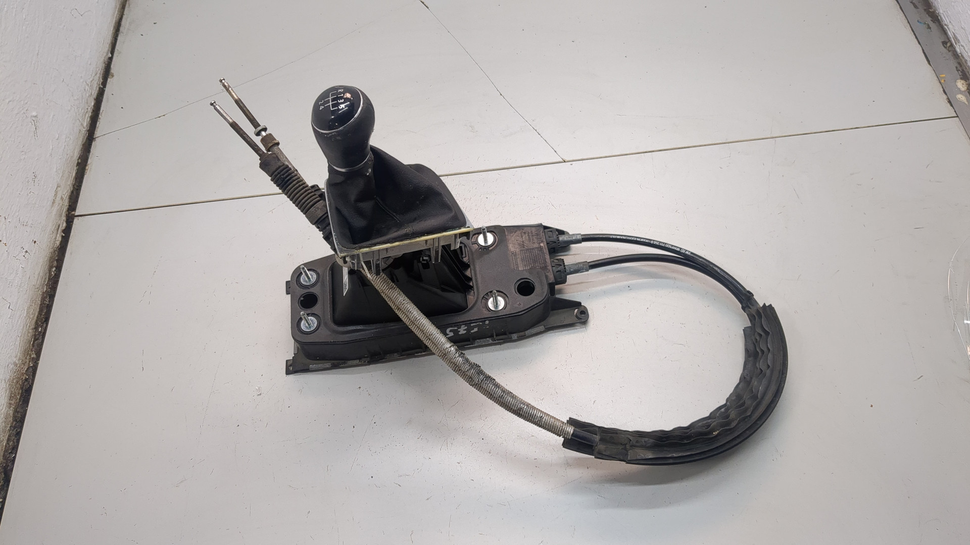 Кулиса МКПП / АКПП