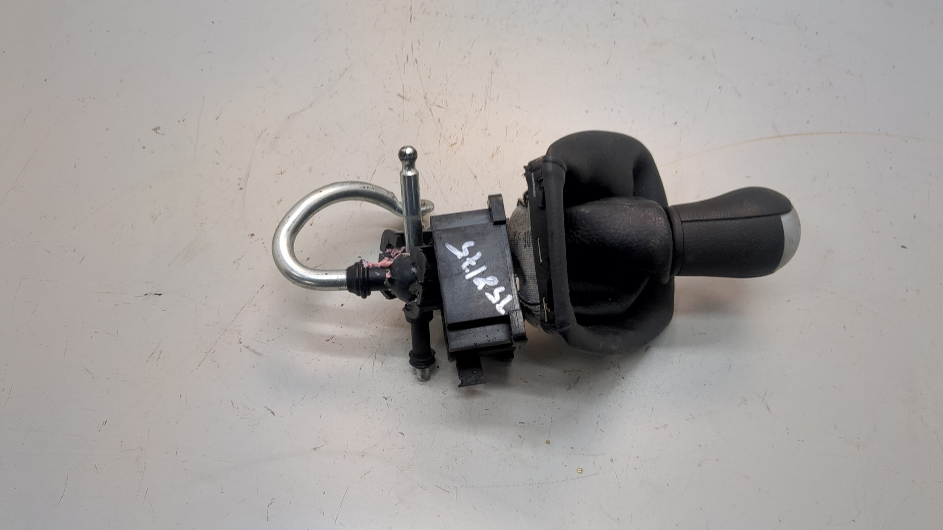 Кулиса МКПП / АКПП