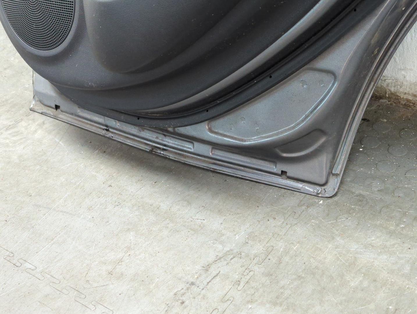 Дверь задняя правая