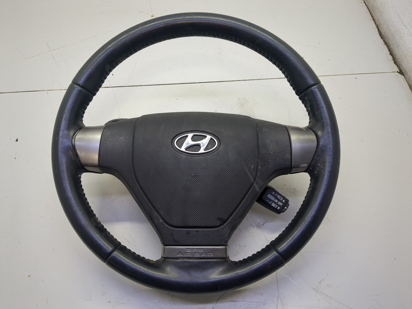 Рулевое колесо (руль)