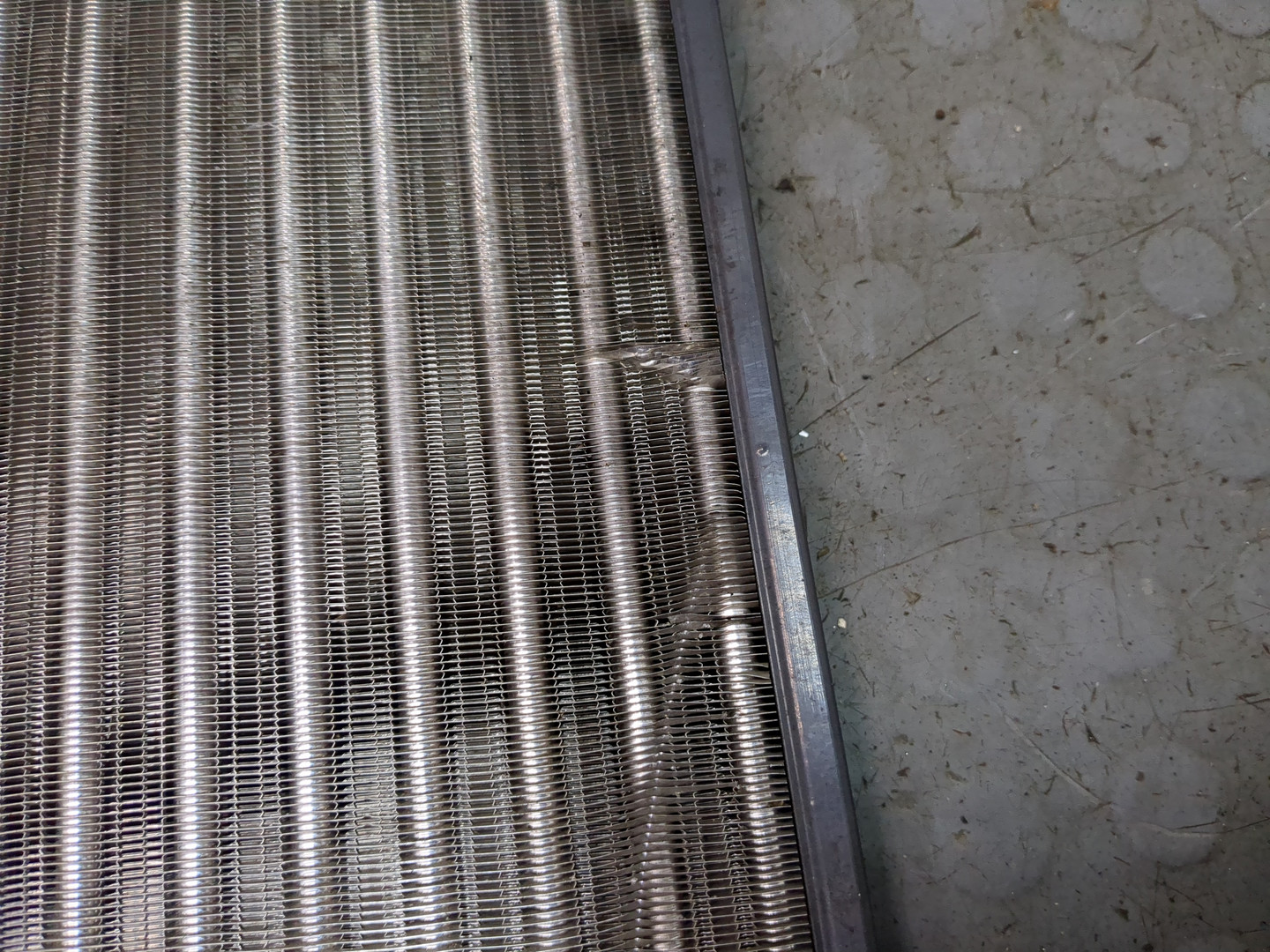 Радиатор охлаждения двигателя основной