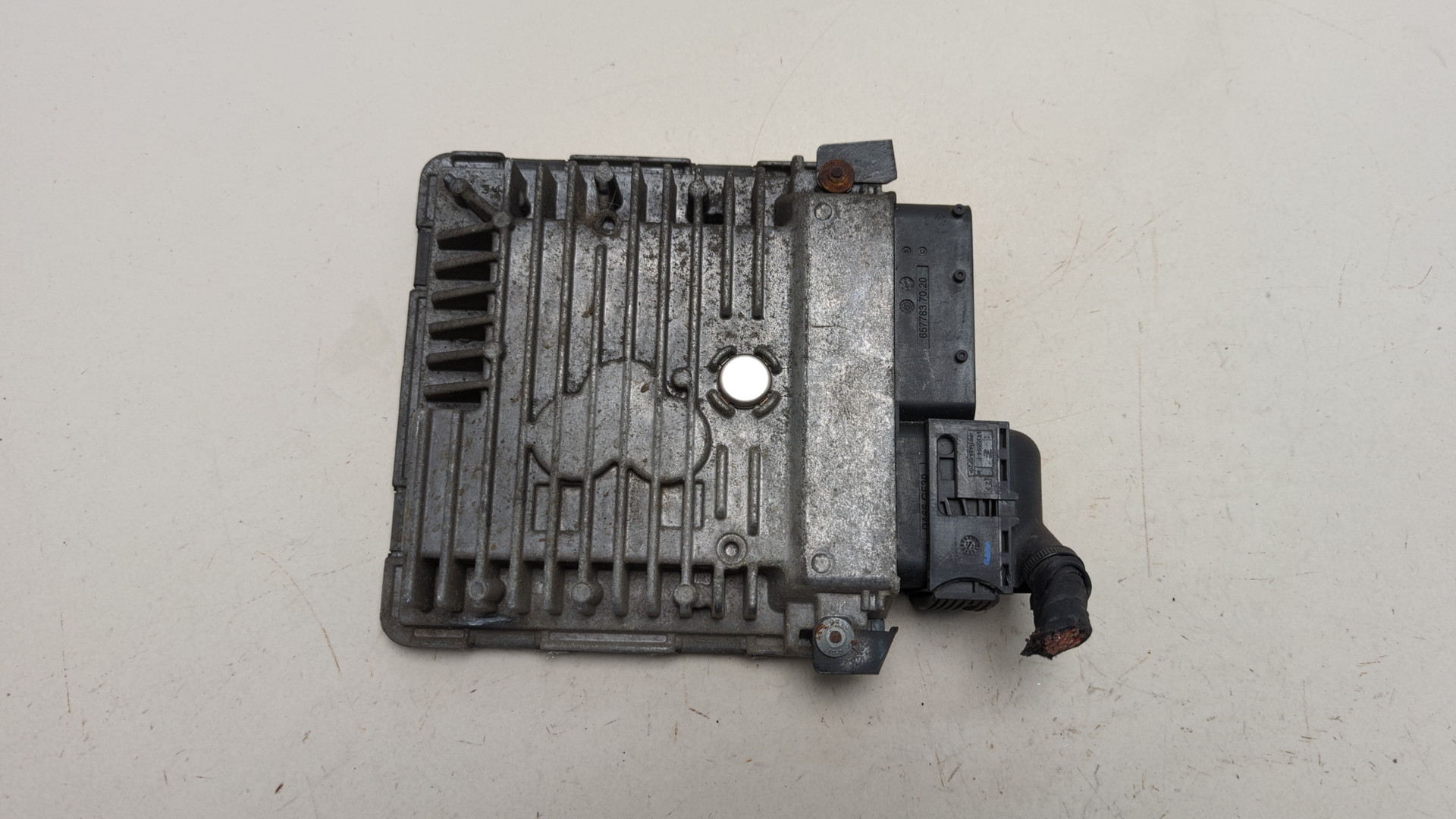 Блок управления двигателем