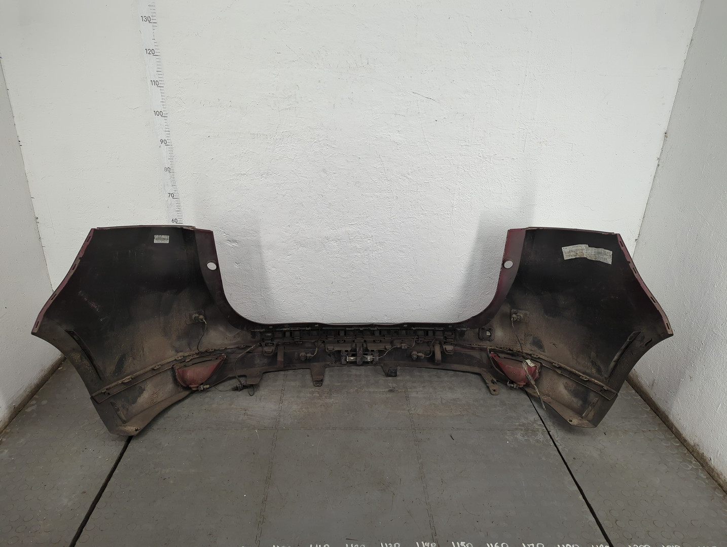 Бампер задний