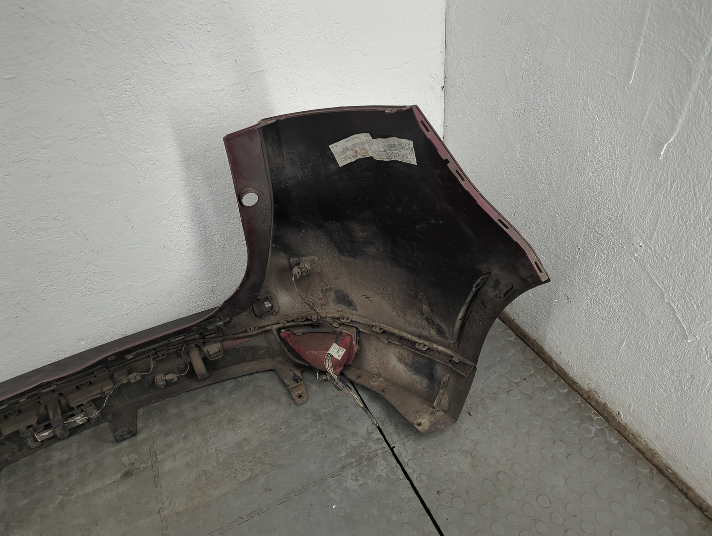 Бампер задний