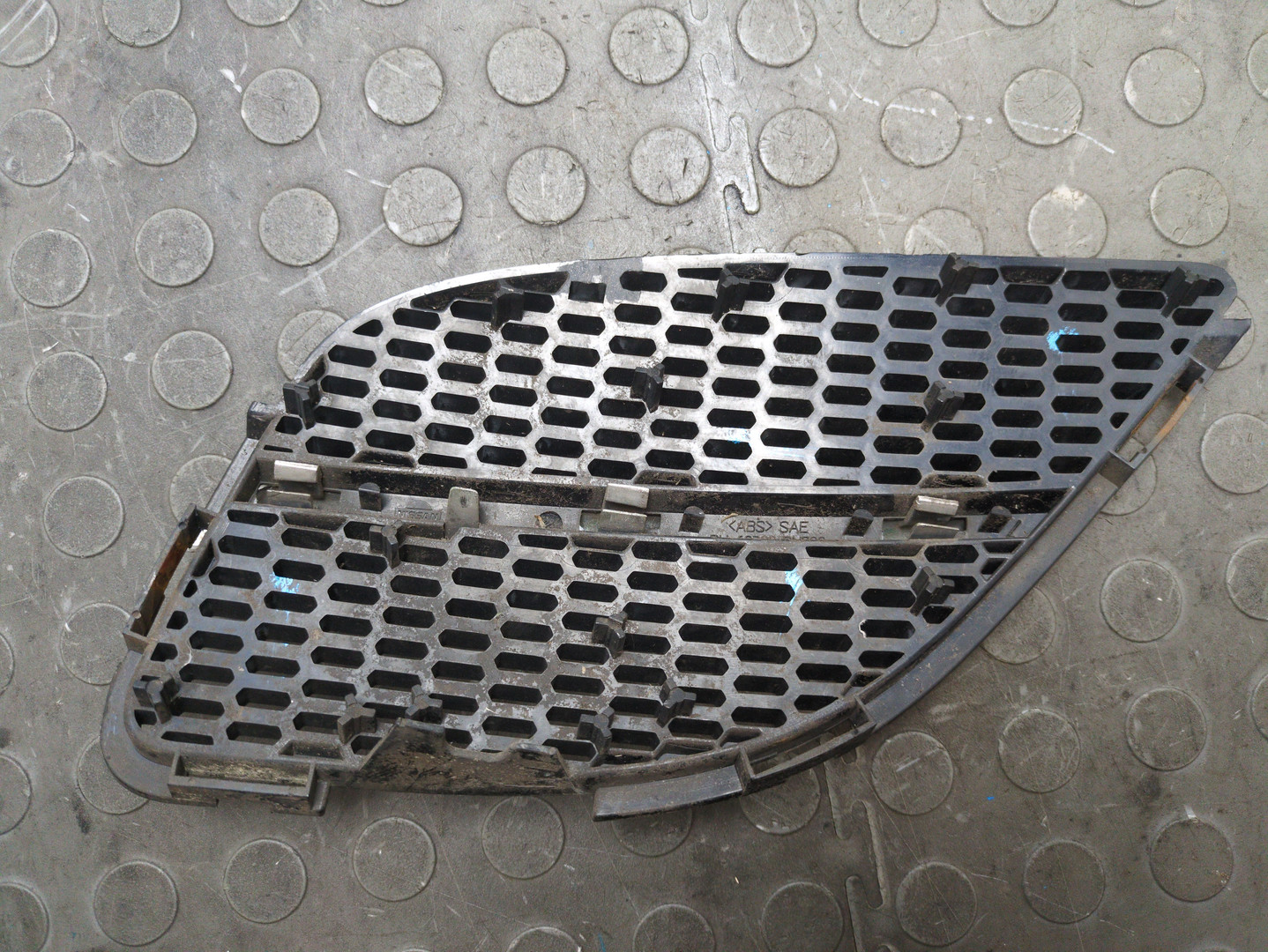 Решетка радиатора