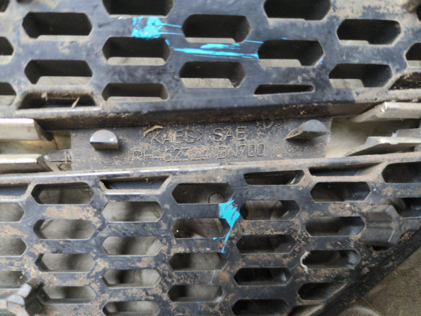 Решетка радиатора