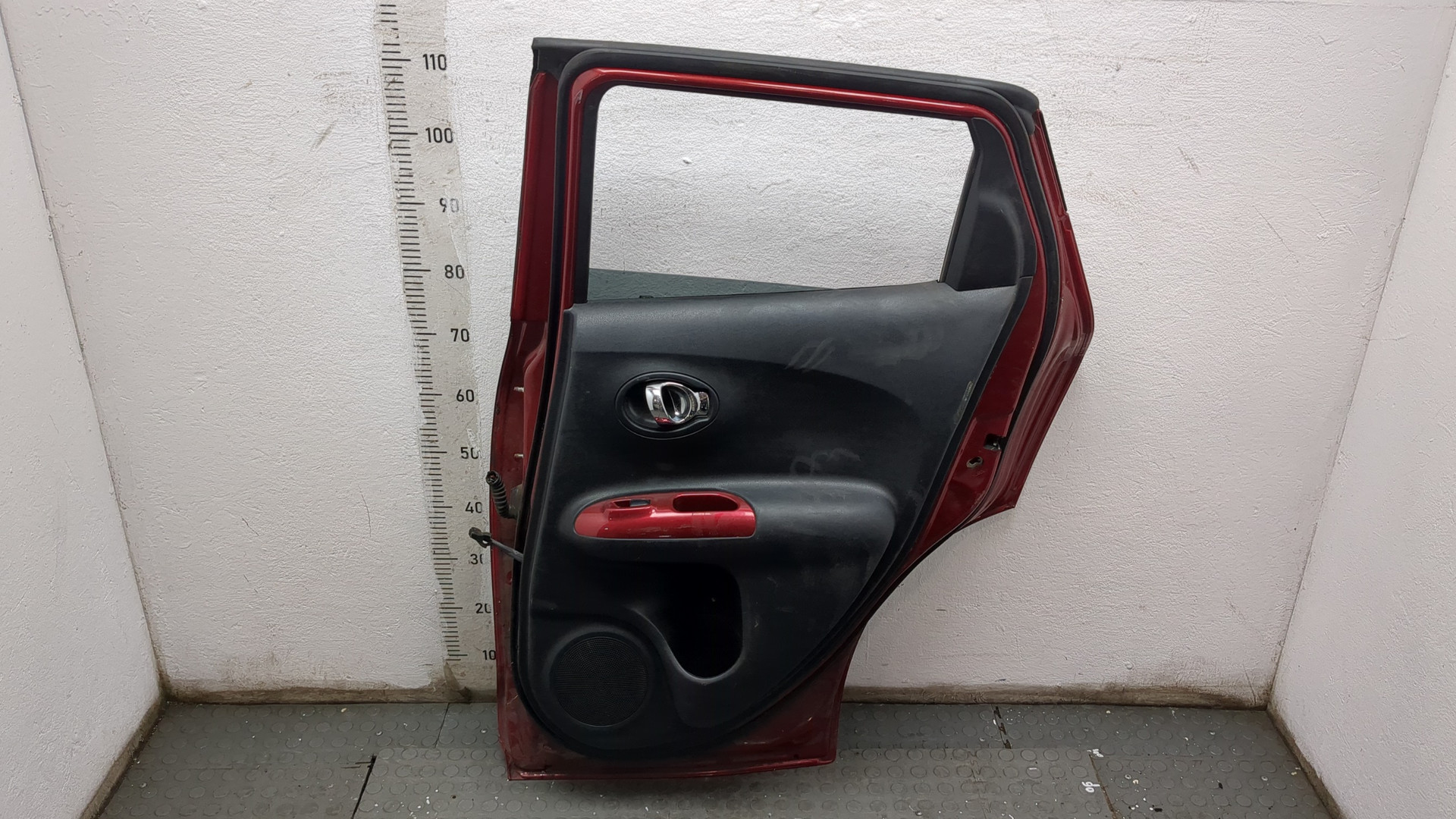 Дверь задняя правая