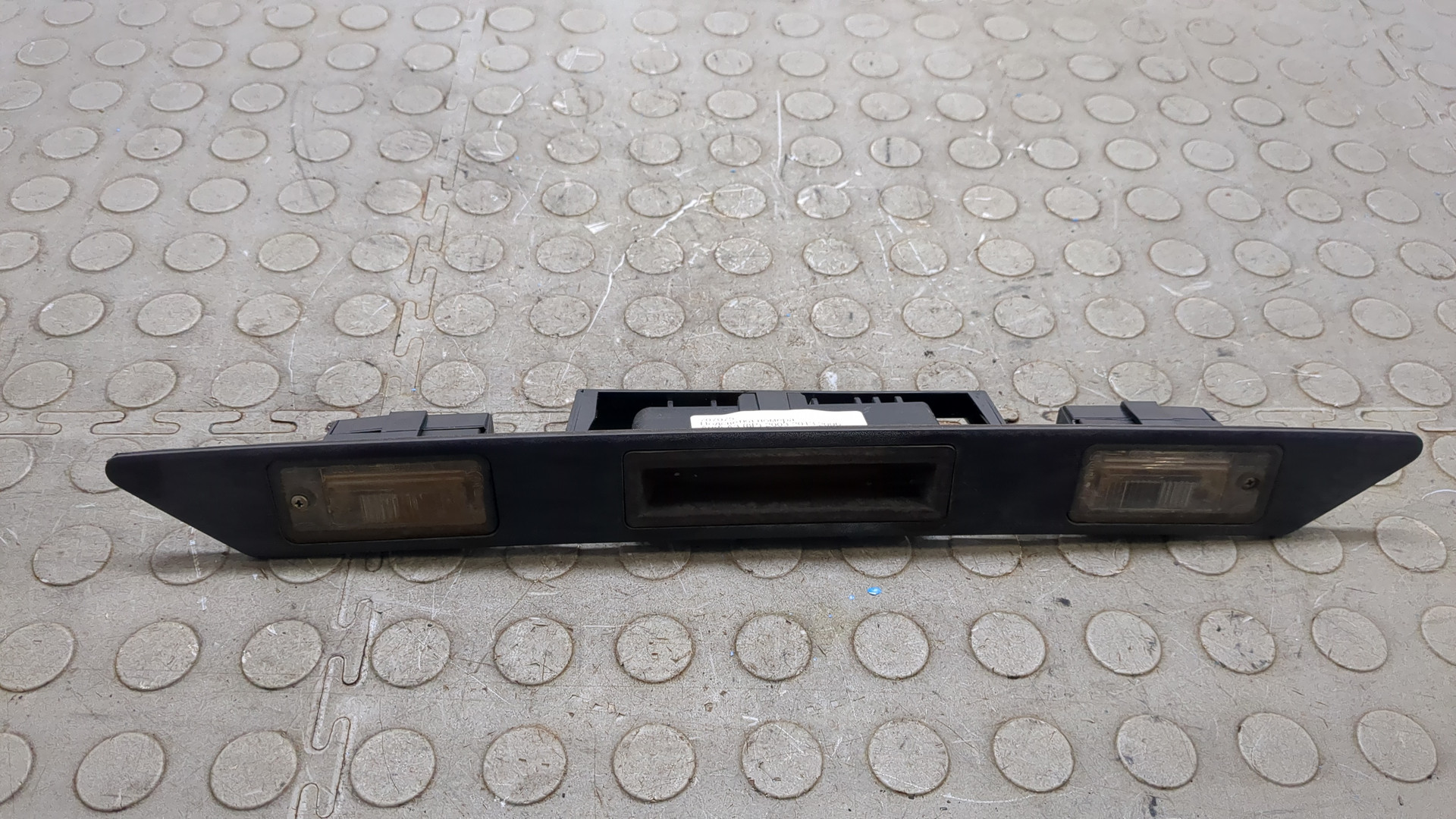 Фонарь подсветки номера