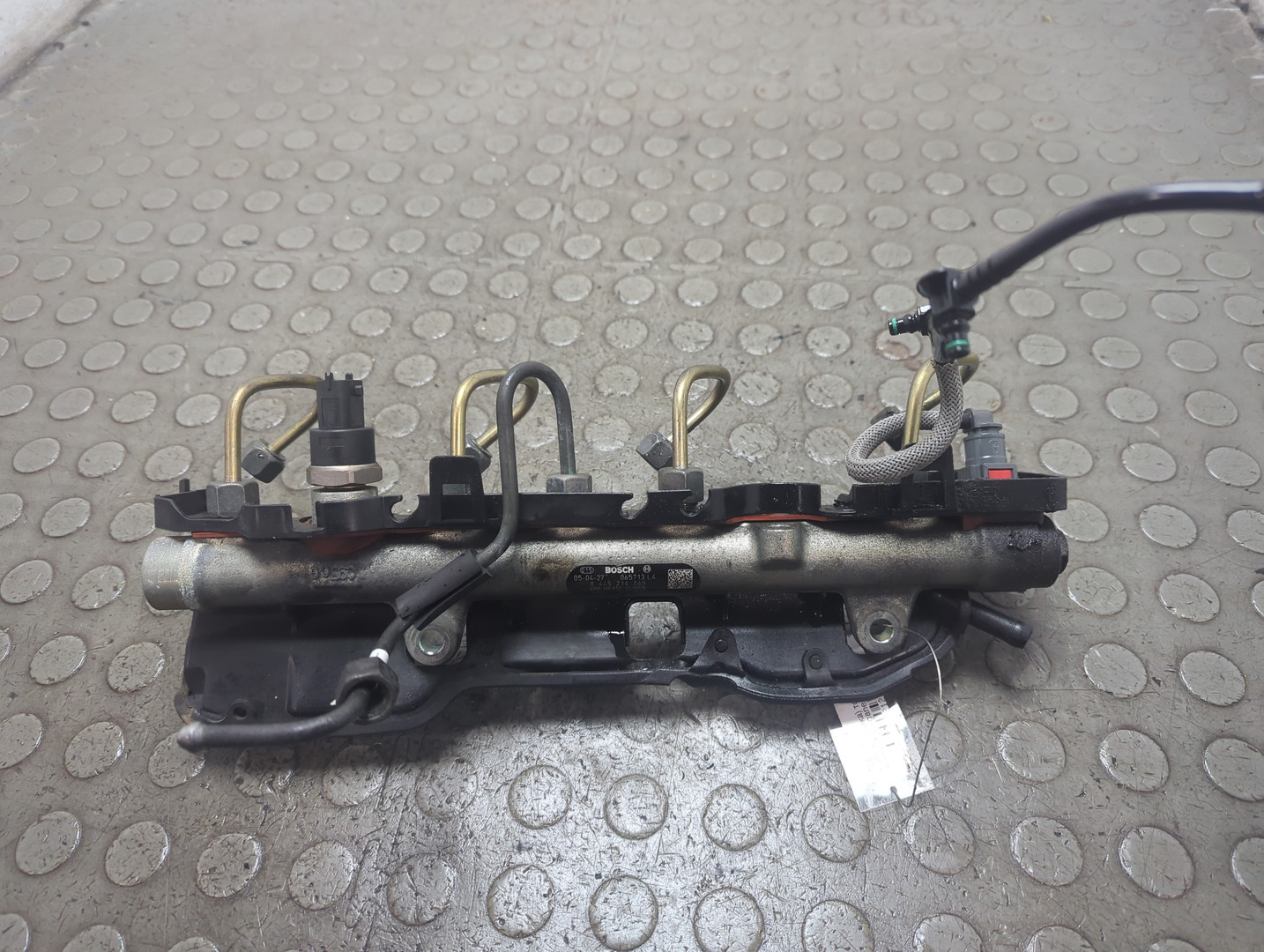 Рейка топливная (рампа)