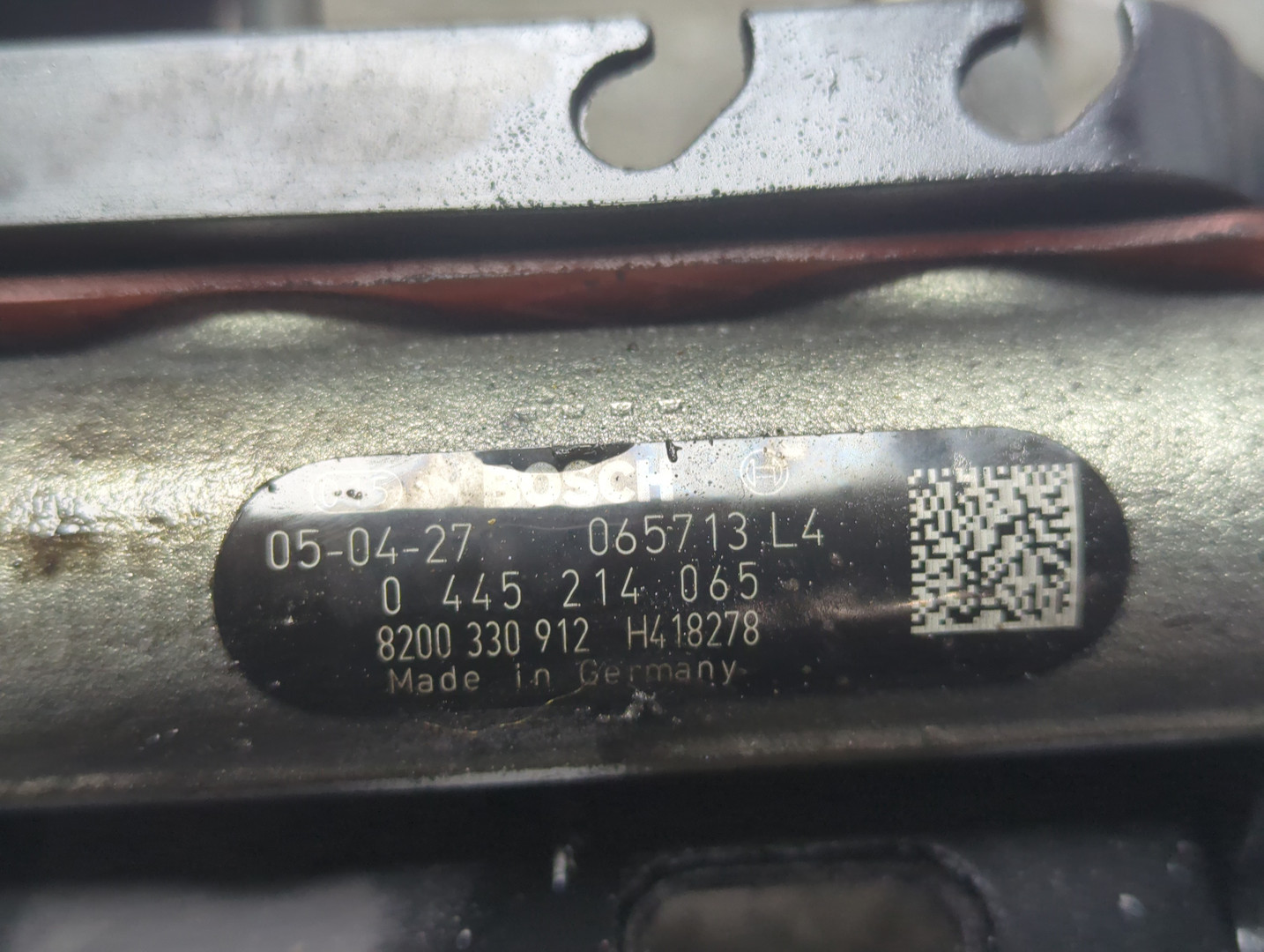 Рейка топливная (рампа)