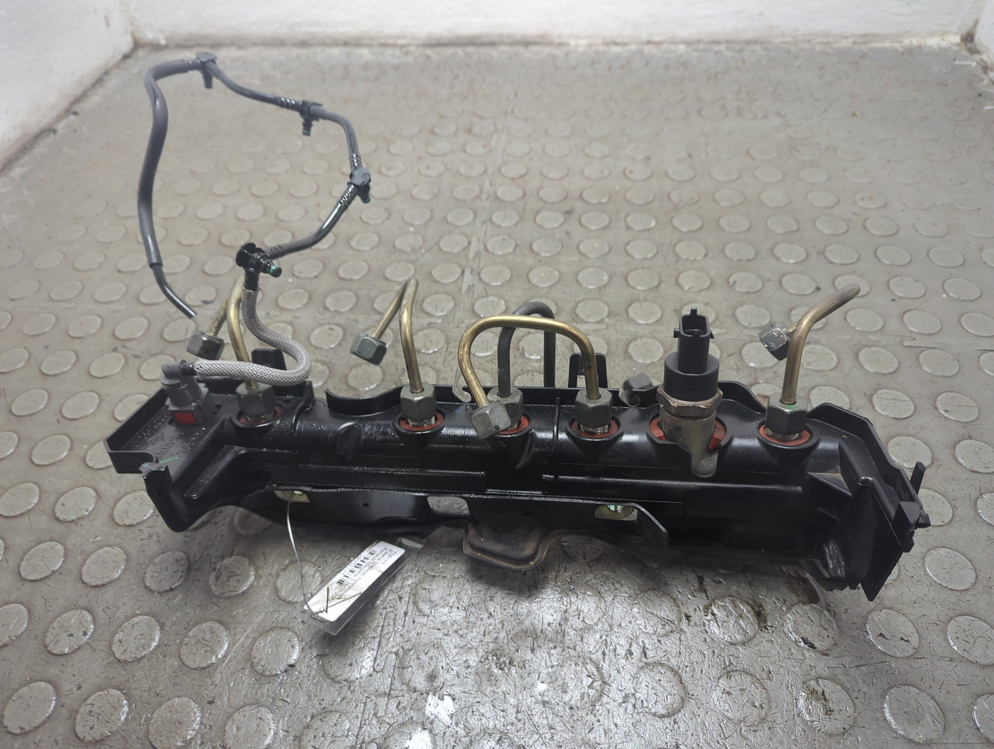 Рейка топливная (рампа)