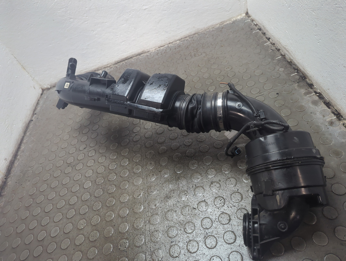 Патрубок воздушного фильтра