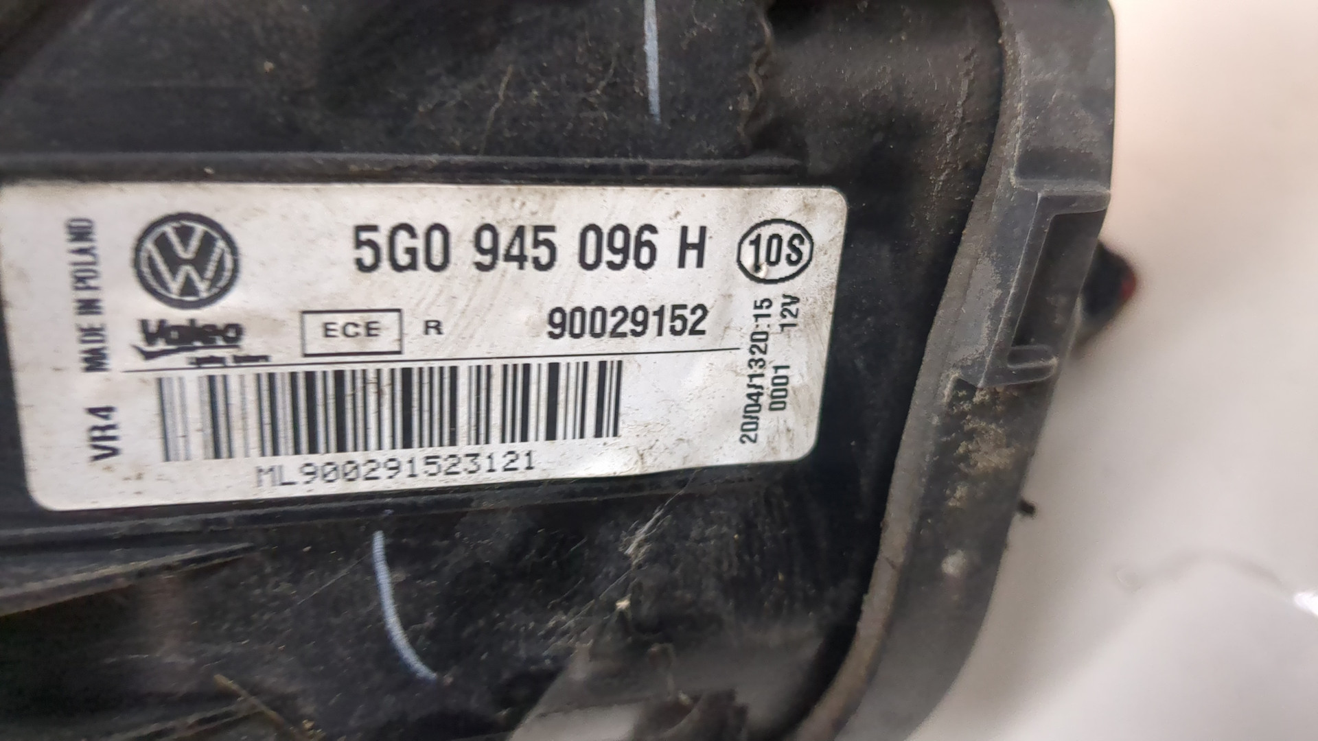 Фонарь задний левый