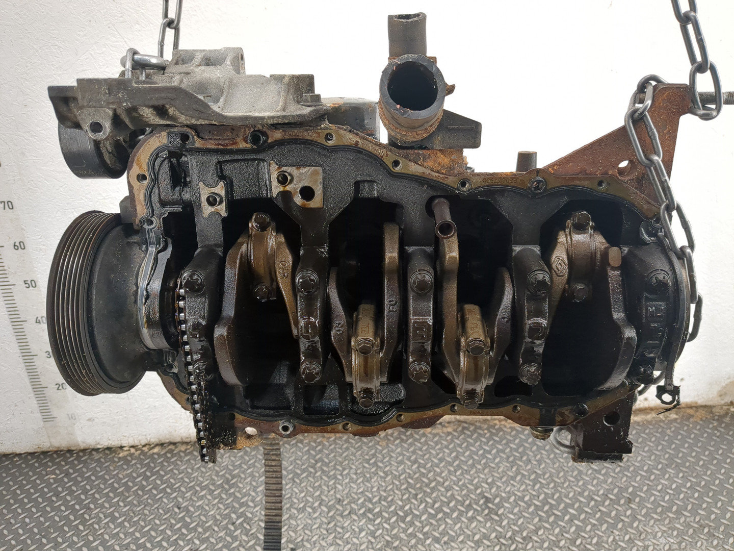 Блок двигателя