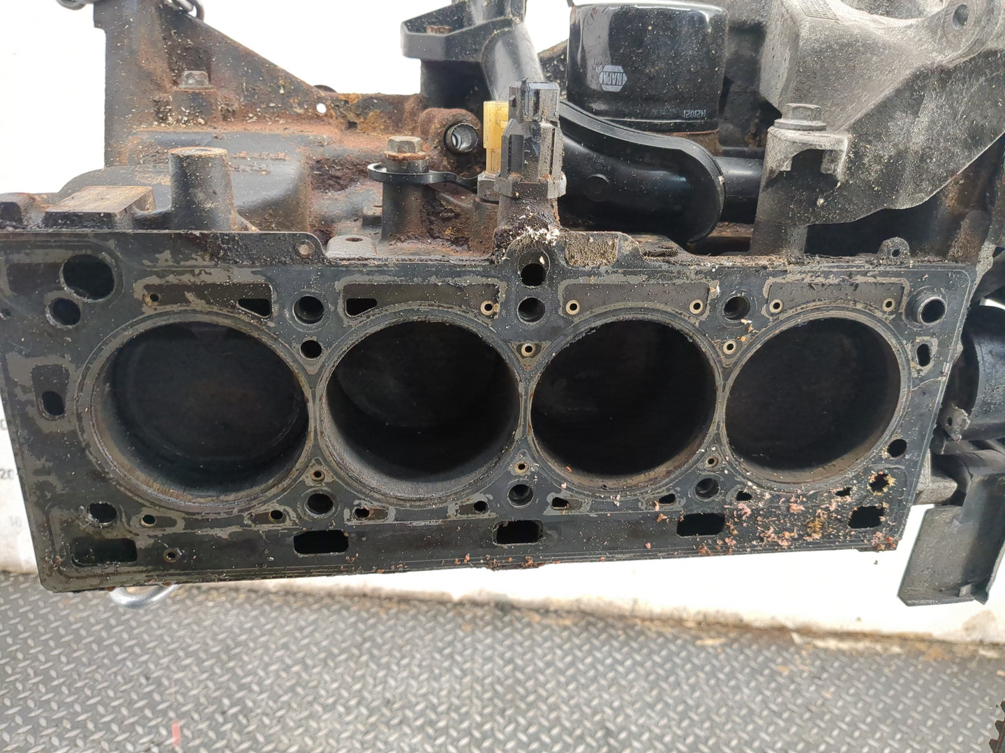 Блок двигателя