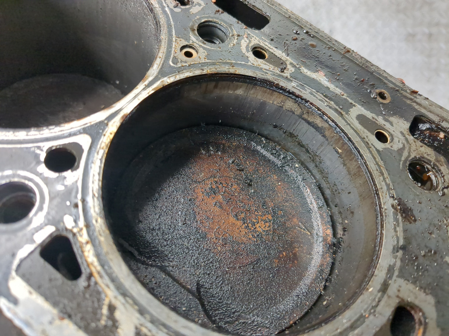 Блок двигателя