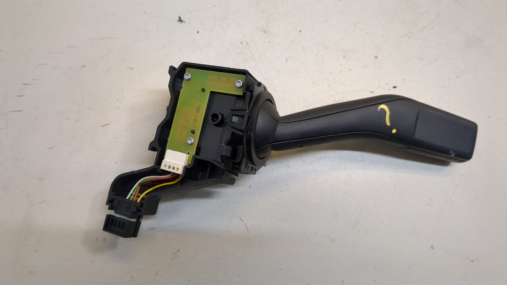 Переключатель поворотов подрулевой