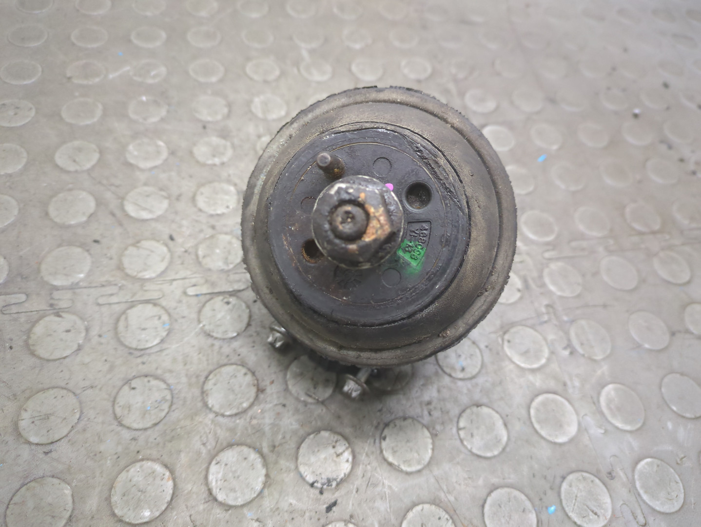 Опора двигателя правая