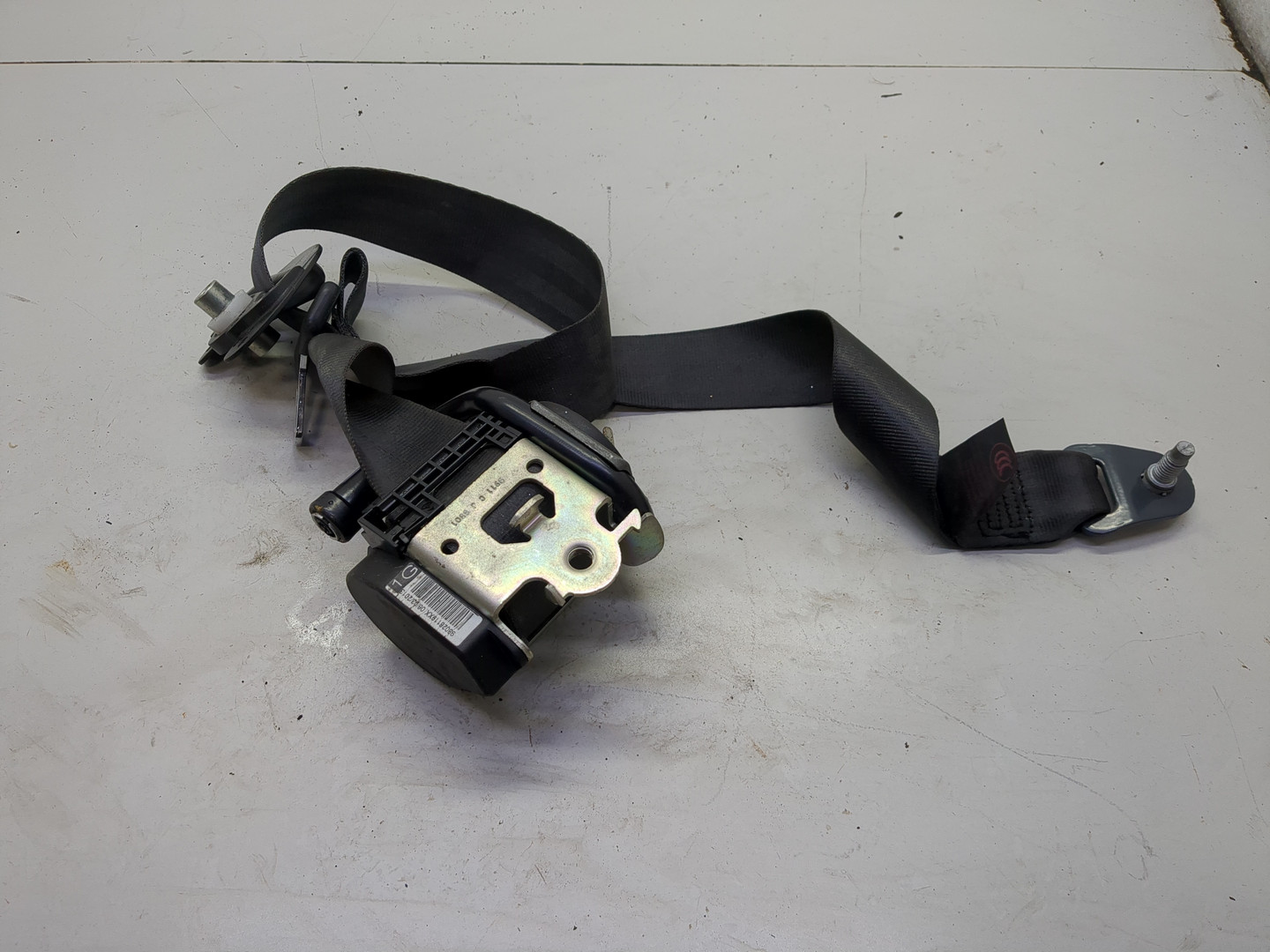 Ремень безопасности