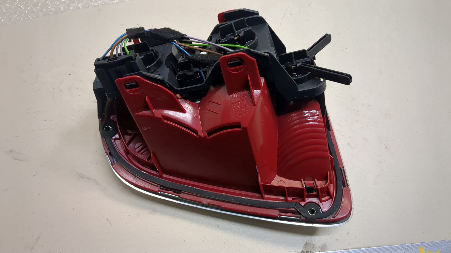 Фонарь задний левый