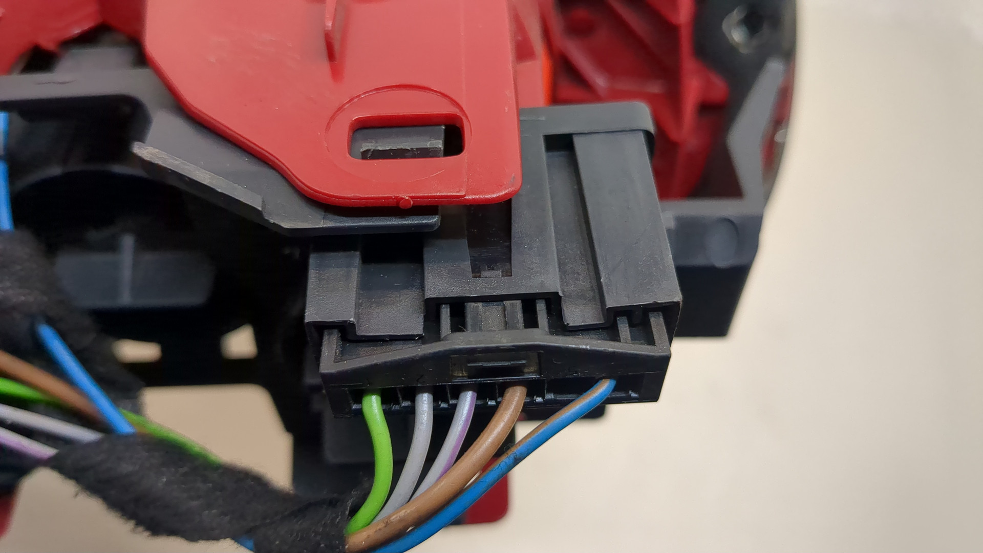 Фонарь задний левый