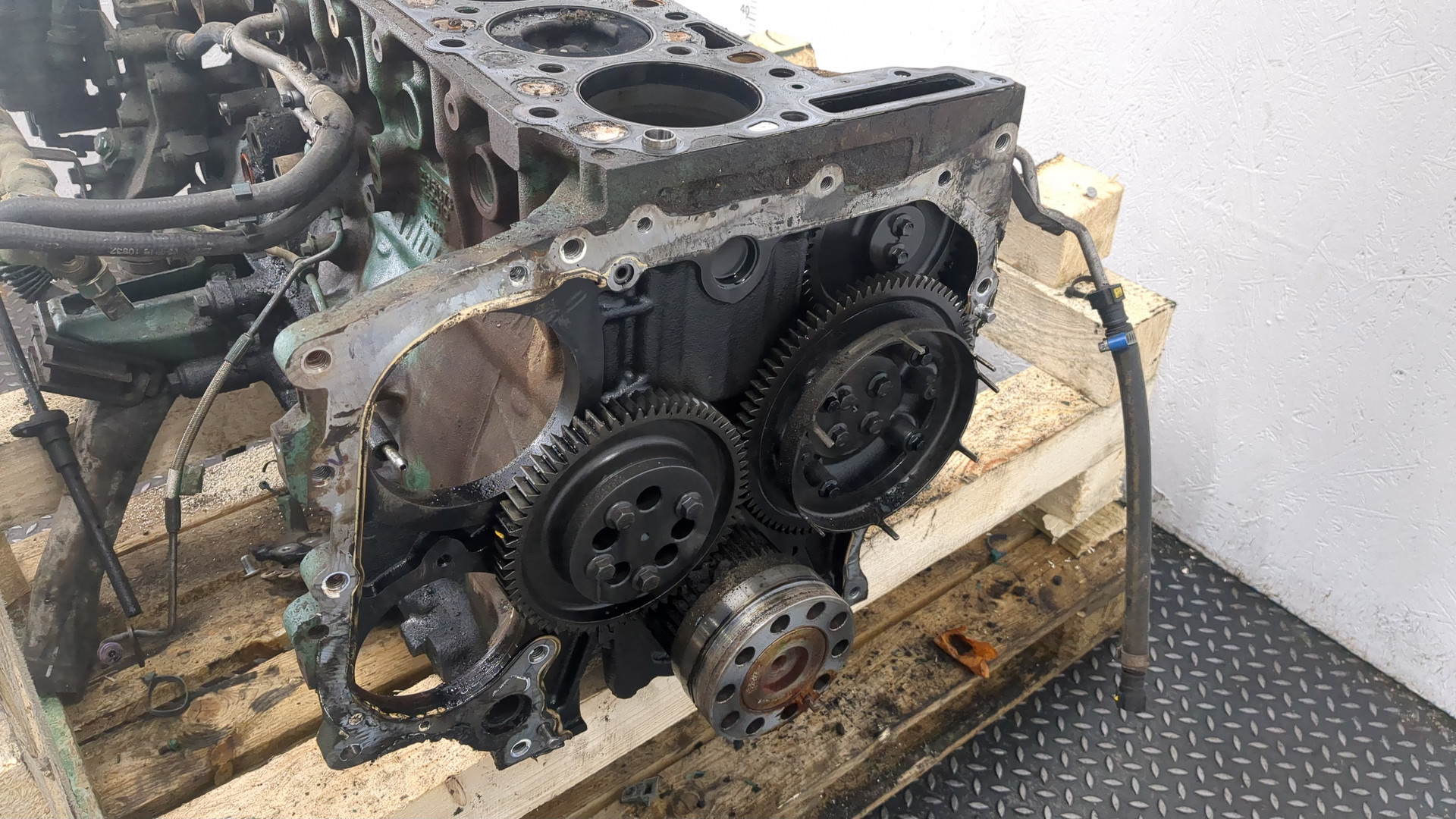 Блок двигателя