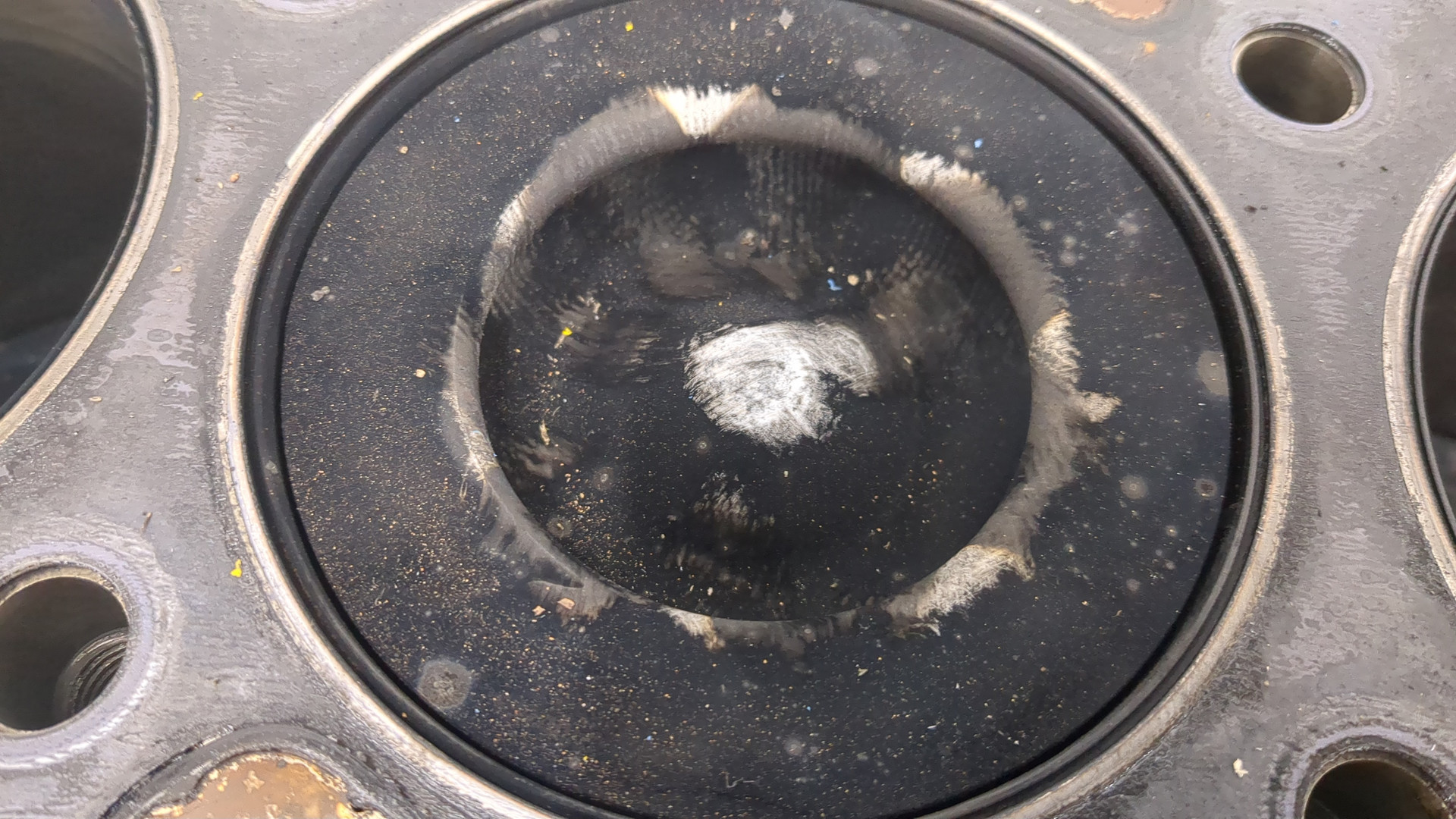 Блок двигателя