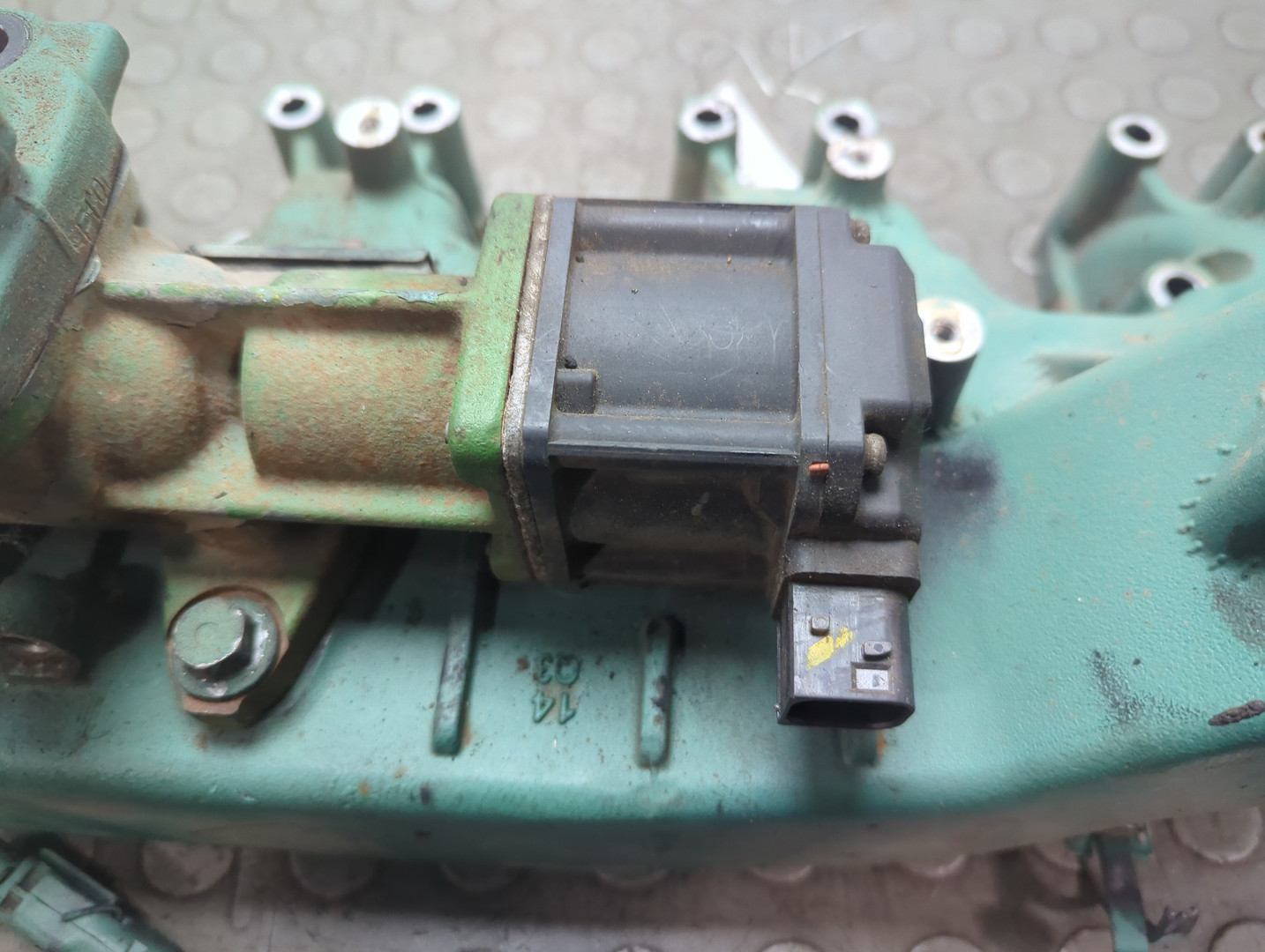 Коллектор впускной