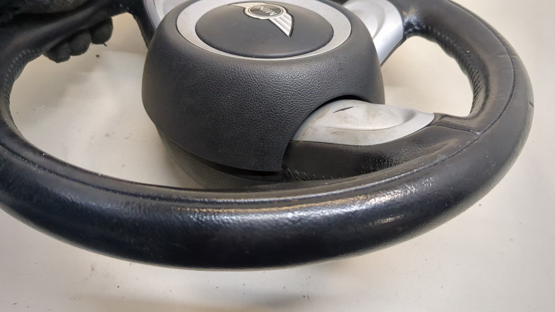 Рулевое колесо (руль)