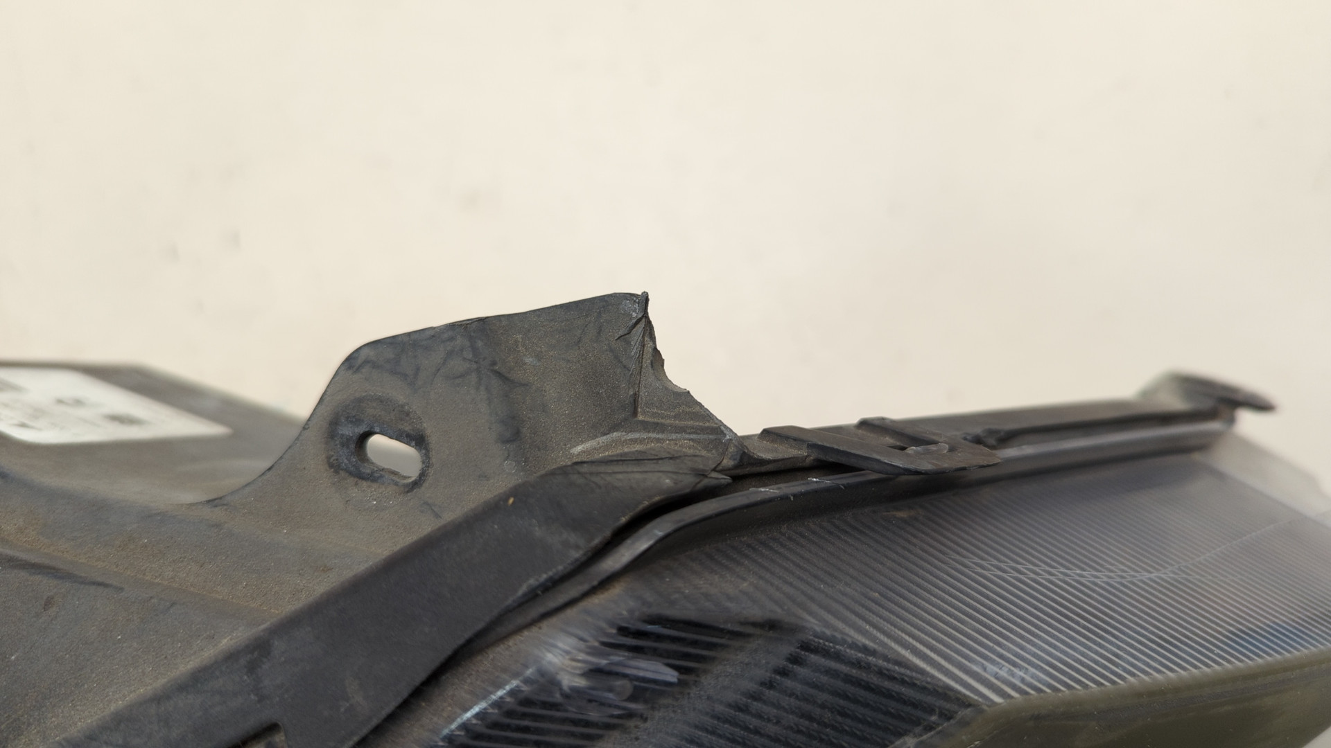 Фара правая