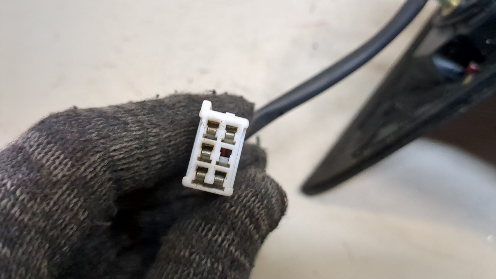 Зеркало правое электрическое