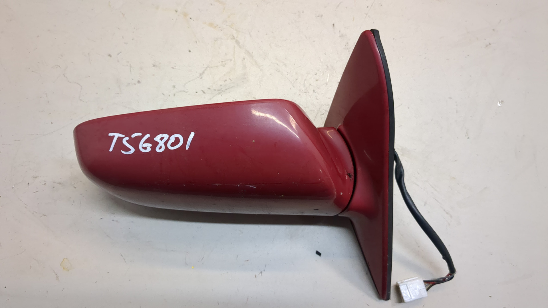 Зеркало правое электрическое