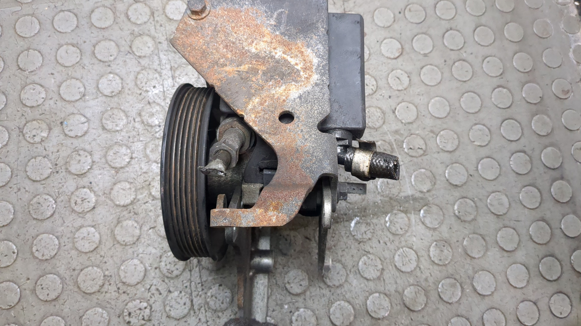 Насос ГУР (гидроусилитель руля)